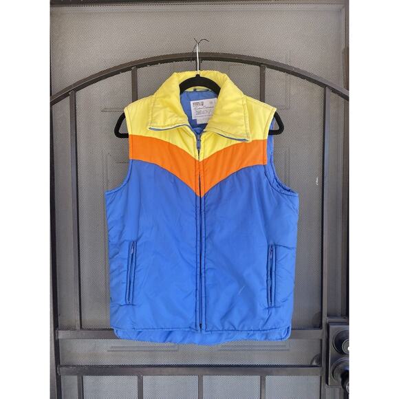 Blue and Yellow Color-Block Vest for Outdoor Activities - Picture 2 of 5